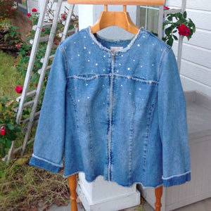 Capistrano Jean Frayed Hem Studded Denim Jacket